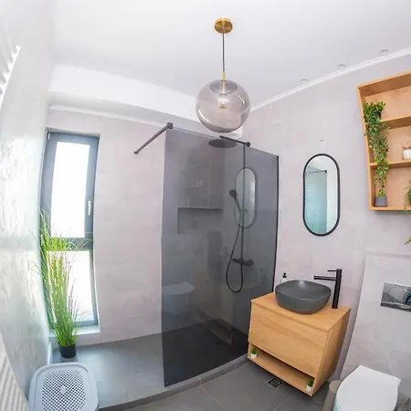 Robert'S Apartament 2 Năvodari