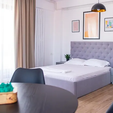 Robert'S Apartament 2 *